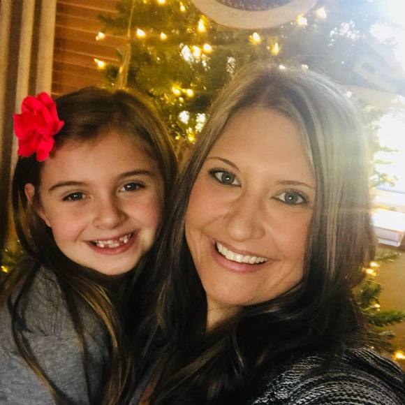 Meet your Posher, Amanda - Picture 1 of 1